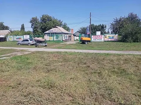 Будинок в с. Зеленьки с приватизованою ділянкою на 67 соток і озером