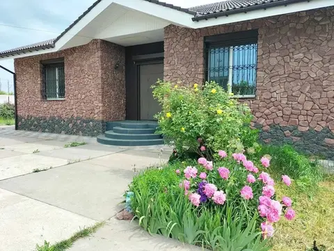 Будинок з ділянкою 0,4 га, Шпитьки