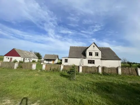 Продається дім із земельною ділянкою с. Тарасівка