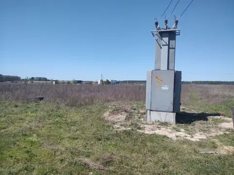 Продам земельну ділянку 10 сот