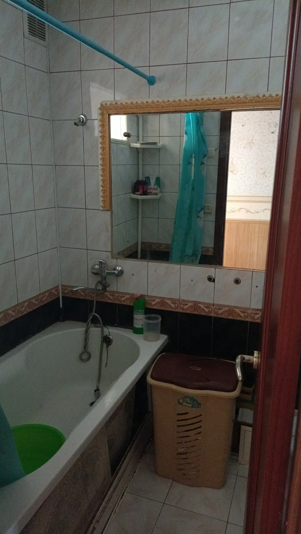 Продаю трехкомнатную квартиру — фото 4