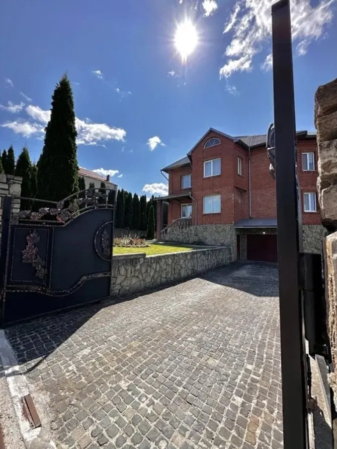 Продам будинок 271м2.,на ділянці 24 соток. Можливий торг. ВЛАСНИК — фото 1