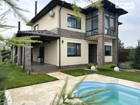 Продаж 2 поверхового будинку з ділянкою на 8 соток, 230 кв. м, 4 кімнати