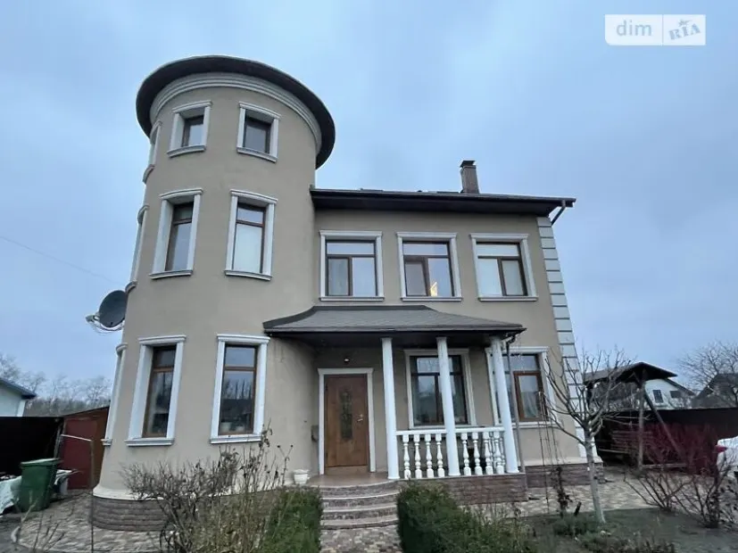 Продаж 3 поверхового будинку з мансардою поруч з Києвом — фото 1