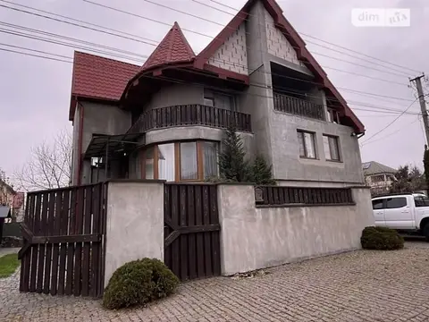 Продаж 2 поверхового будинку з ділянкою на 7 соток, 299 кв. м, 5 кімнат