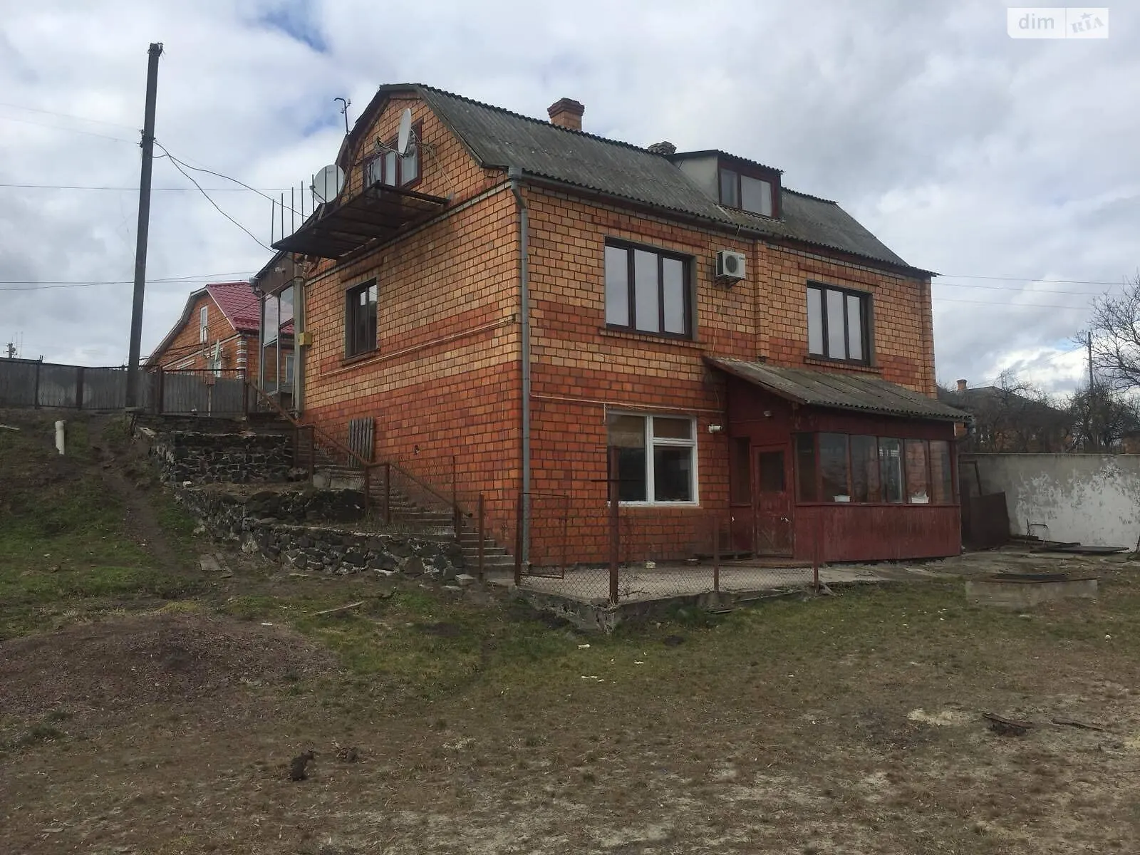 Продаж 2 поверхового будинку з гаражем і ділянкою на 54 сотки м. Дубровиця — фото 1