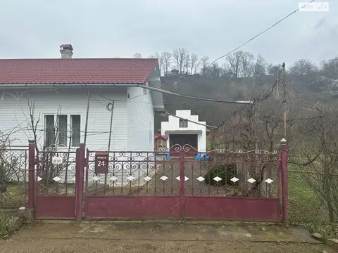 Продаж 1 поверхового будинку з гаражем в м. Снятин