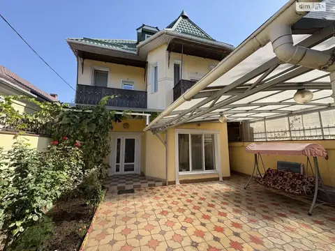 Продаж 2 поверхового будинку в Одесі