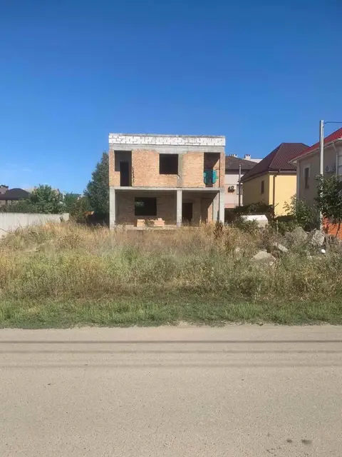 Недобудований будинок