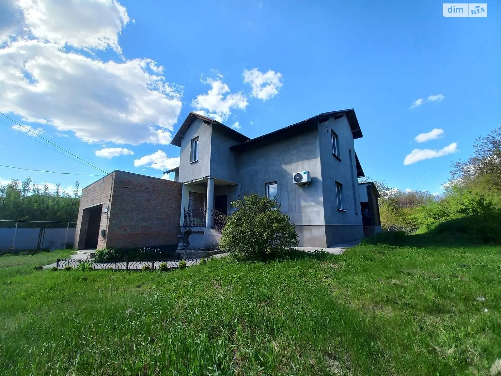 Продаж 2 поверхового будинку в м. Дніпро — фото 1