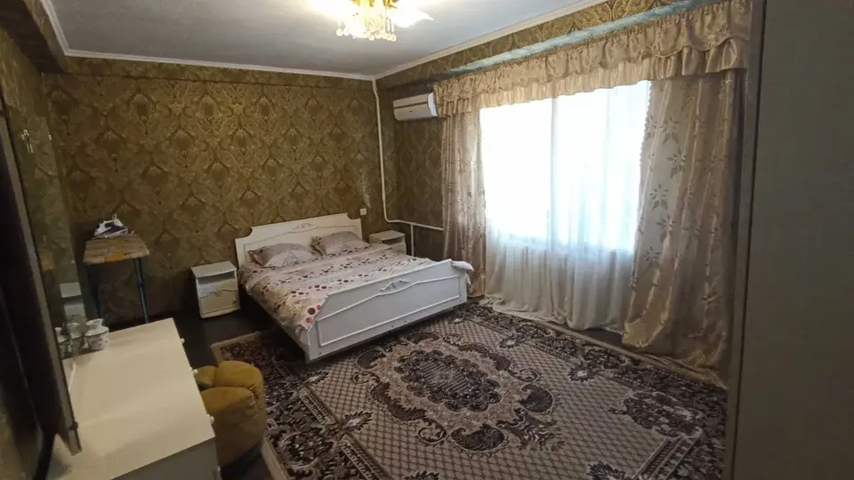 Посуточно сдаю 4комнатную квартиру в центре Киева на бул.Л. Украинки 9. Метро Печерская, Кловская, Арсенальная — фото 2