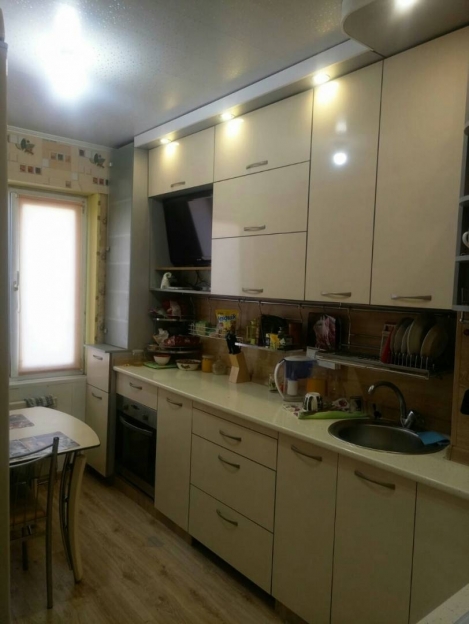 Фото 5 Продаж Квартир Продам трехкомнатную квартиру