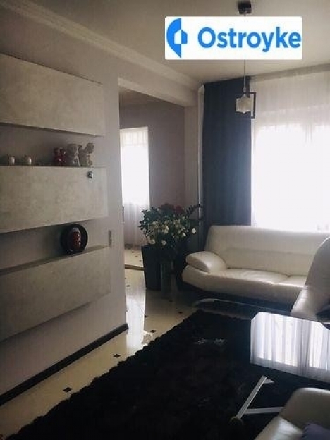 Фото 11 Продаж Квартир Критий ринок