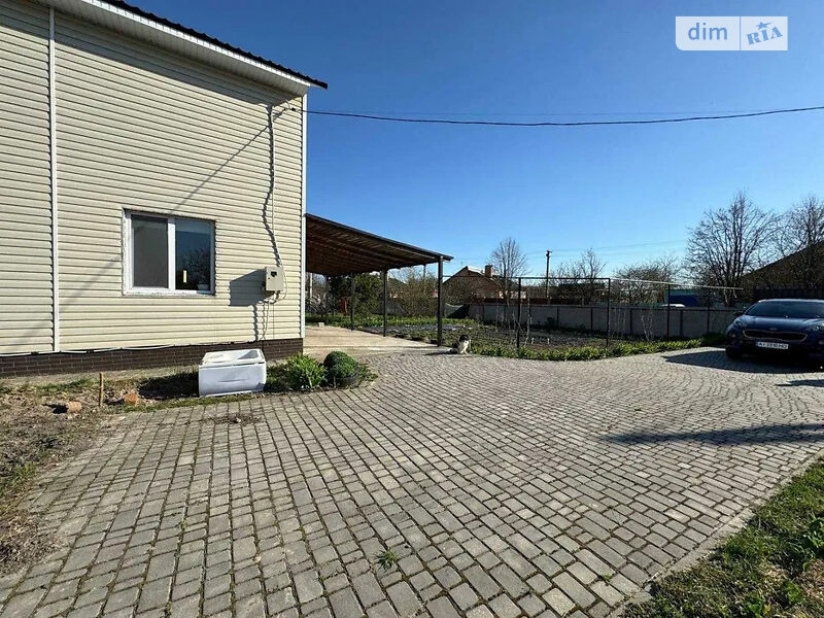 Фото 5 Продаж Квартир Продаж 2 поверхового будинку з верандою і ділянкою на 11 соток, 131.7 кв. м, 3 кімнати