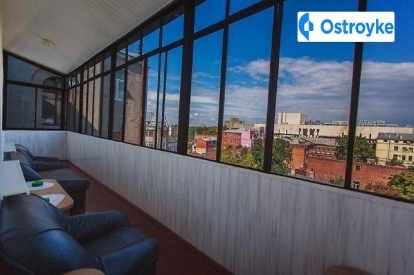 Фото 3 Продаж Квартир Конституции майдан