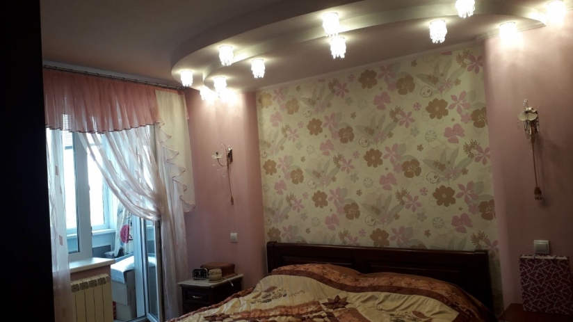 Фото 6 Продаж Квартир Своя 2 к.кв. 50 м.кв. Салтовка Краснодарская ул. кирпич с евроремонтом и мебелью.