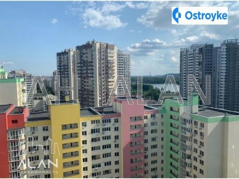 Фото 10 Продаж Квартир Комбинатная ул.