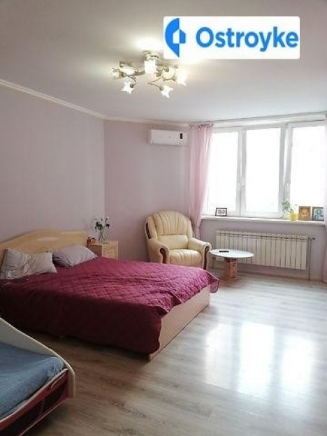 Фото 8 Продаж Квартир Олени Пчілки улица