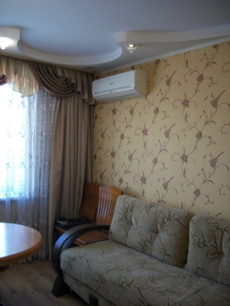 Фото 15 Продаж Квартир Своя 2 к.кв. 50 м.кв. Салтовка Краснодарская ул. кирпич с евроремонтом и мебелью.