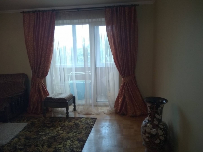 Фото 1 Продаж Квартир Продается 3-хкомнатная квартира на Черемушках