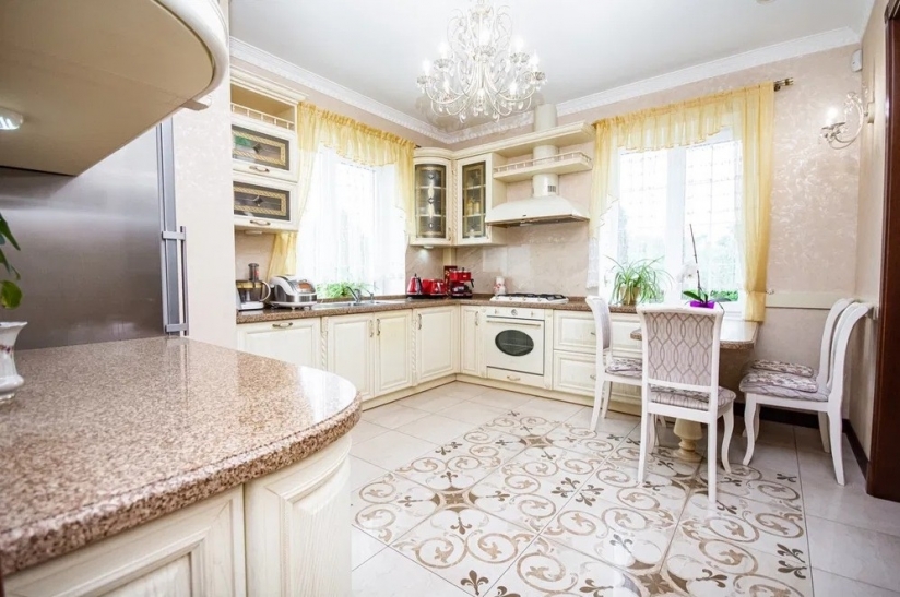 Фото 6 Продаж Квартир Чудовий будинок з дорогим ремонтом, меблями і технікою поруч з Києвом