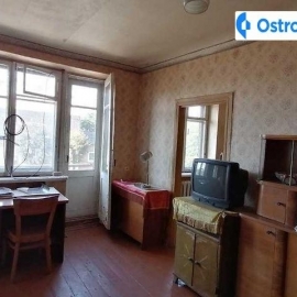 $flat->street $flat->street