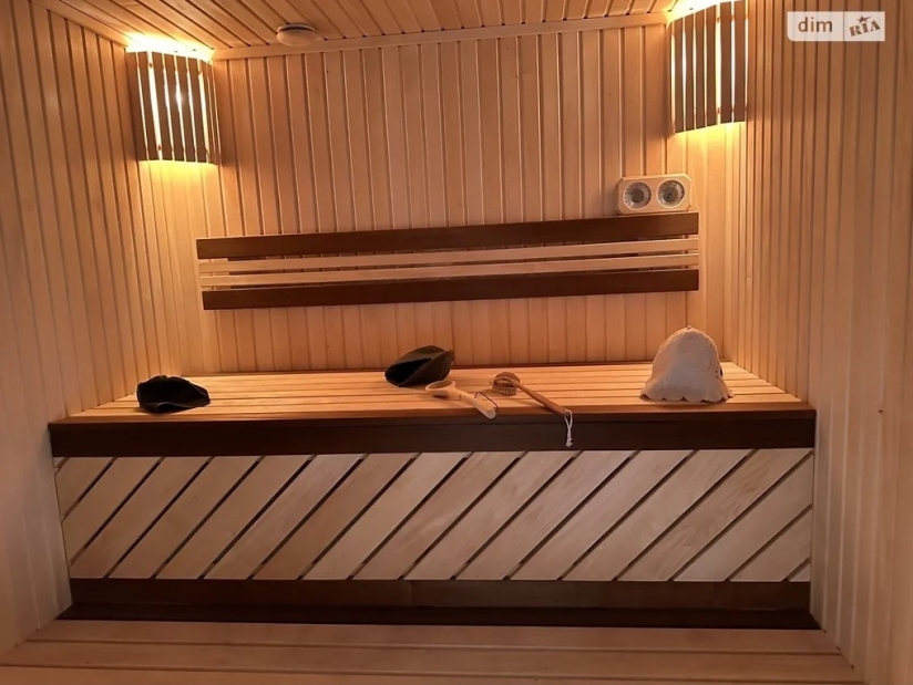 Фото 10 Продаж Квартир Продаж 2 поверхового будинку з ділянкою на 8 соток, 230 кв. м, 4 кімнати