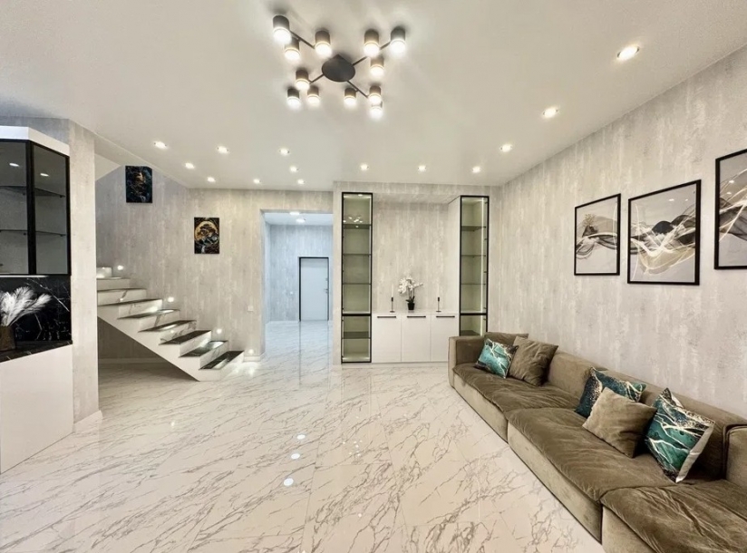 Фото 1 Продаж Квартир Новий будинок в селі Гатне!