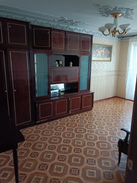 Фото 1 Продаж Квартир Продаю трехкомнатную квартиру