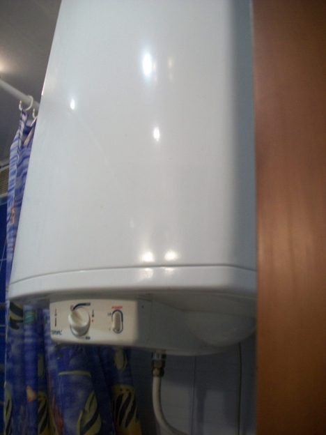 Фото 14 Продаж Квартир Своя 2 к.кв. 50 м.кв. Салтовка Краснодарская ул. кирпич с евроремонтом и мебелью.