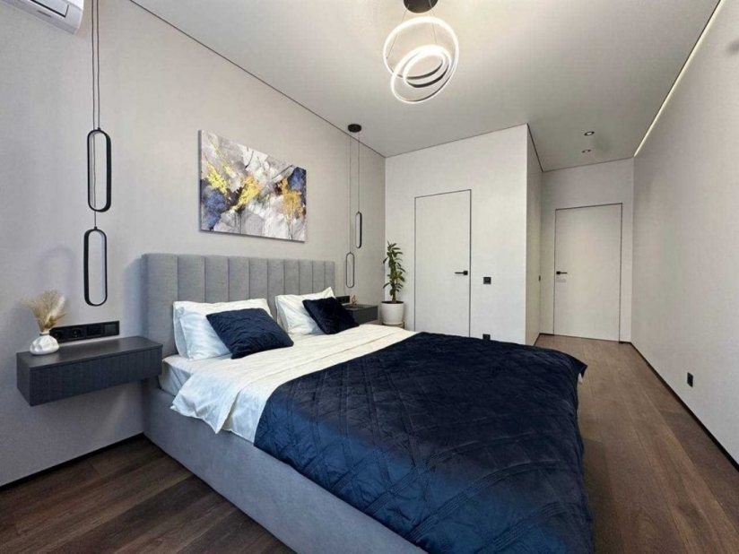 Фото 13 Продаж Квартир Від власника! Унікальна 2 к., евротрешка в локації Центральний парк!