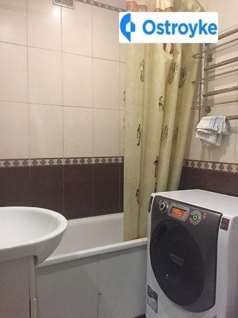 Фото 2 Продаж Квартир Олеся Гончара