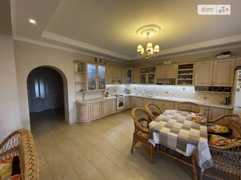 Фото 7 Продаж Квартир Продаж 3 поверхового будинку з мансардою поруч з Києвом