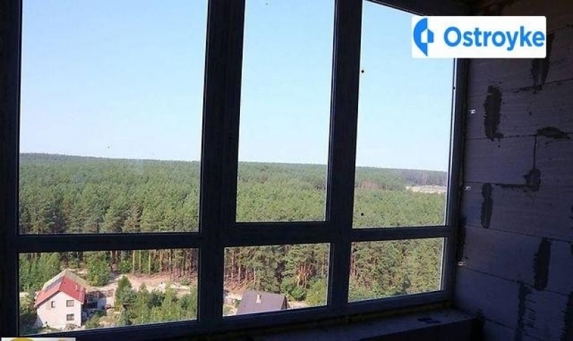 Фото 3 Продаж Квартир Університетська улица