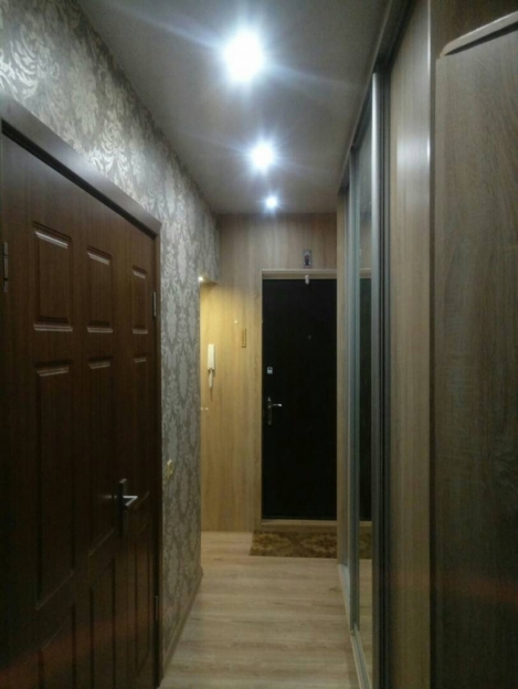 Фото 2 Продаж Квартир Продам трехкомнатную квартиру