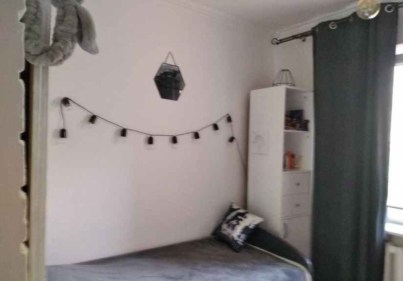 Фото 9 Продаж Квартир Продам трехкомнатную квартиру