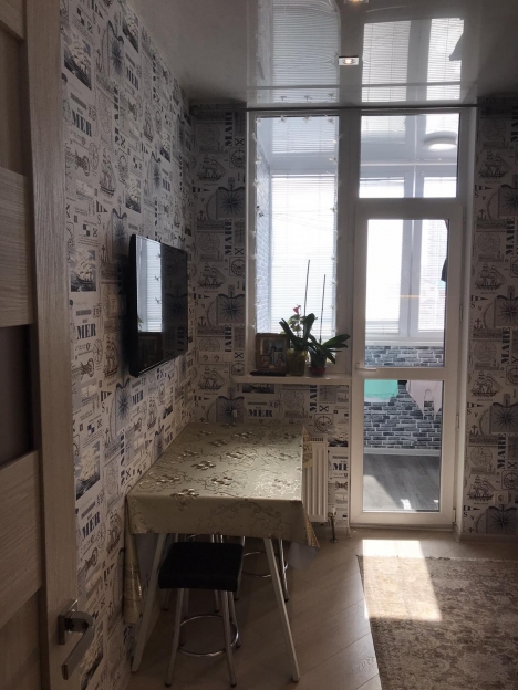 Фото 1 Продаж Квартир Двухкомнатная квартира с дизайнерским ремонтом