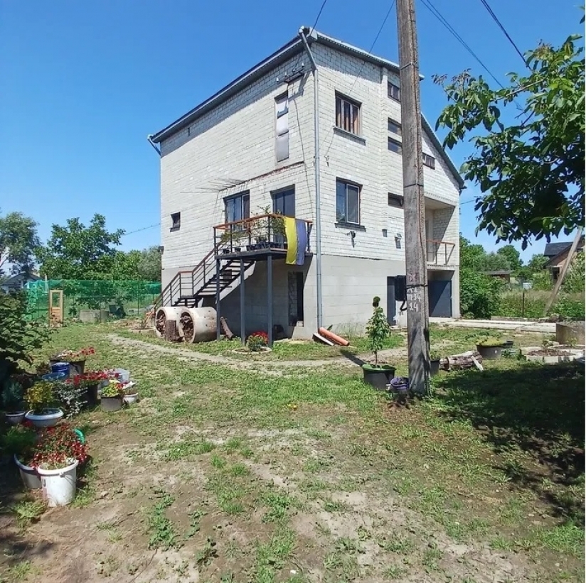 Фото 2 Продаж Квартир Продам будинок з ремонтом в передмісті Львова в с. Тернопілля