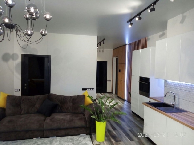 Фото 2 Продаж Квартир 4-х комнатная квартира в ЖК Светлый дом