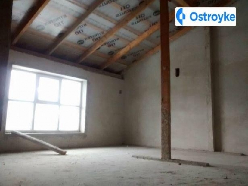 Фото 4 Продаж Квартир Двірська улица