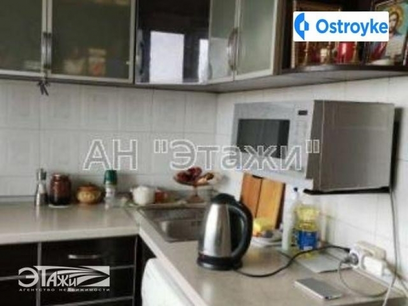 Фото 3 Продаж Квартир Лятошинского ул.