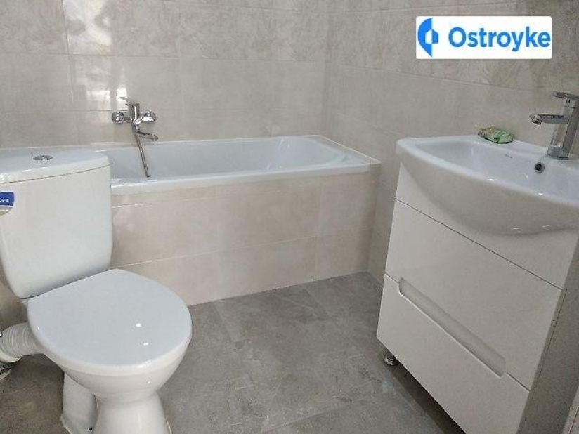 Фото 7 Продаж Квартир Хмельницкого Богдана улица