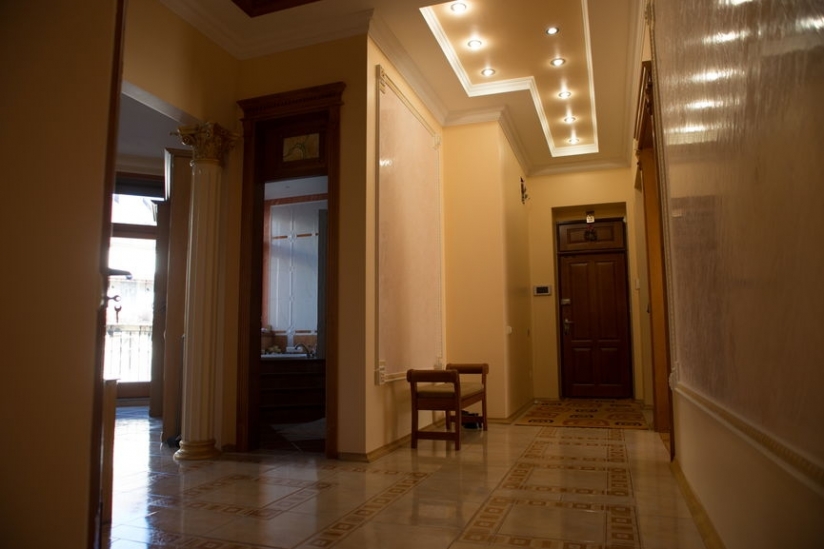 Фото 4 Продаж Квартир Продаж 3-х кімнатної квартири по вул. Кониського