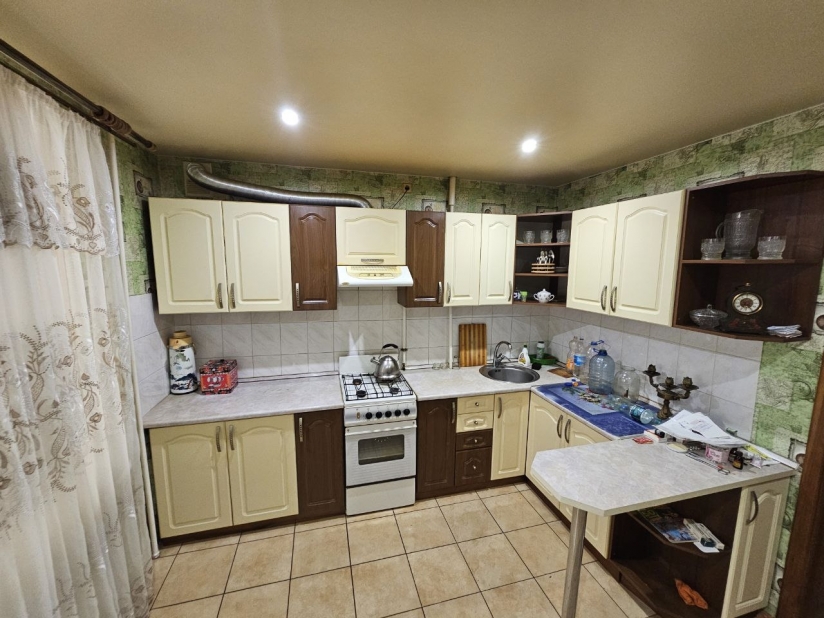 Фото 3 Продаж Квартир Сучасна квартира в тихому спокійному центрі