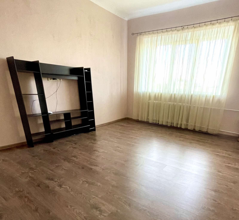 Фото 3 Продаж Квартир Продам 2-х комнатную квартиру 55 кв.м, проспект Металлургов 19