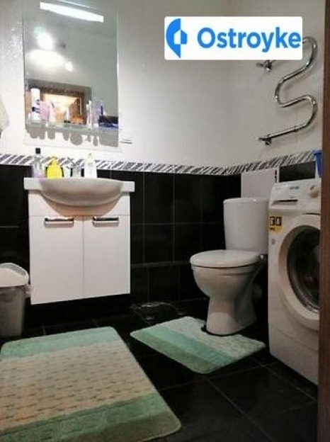 Фото 10 Продаж Квартир Драгоманова улица