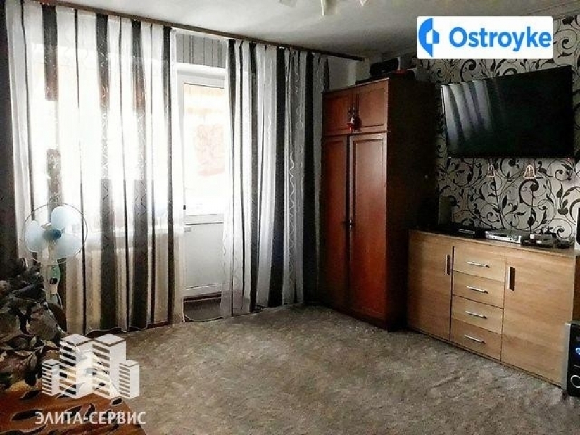 Фото 1 Продаж Квартир Озерна улица