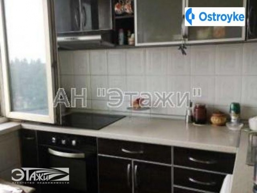 Фото 1 Продаж Квартир Лятошинского ул.