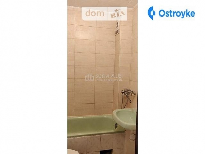 Фото 6 Продаж Квартир Верховинная ул.