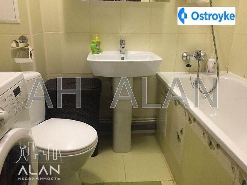 Фото 5 Продаж Квартир Булаховского Академика ул.